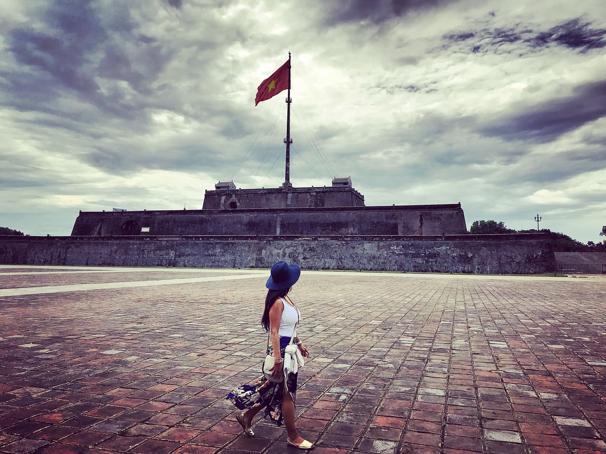Bandera en Plaza de Vietnam